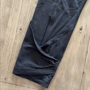 Lululemon yoga roll down pants